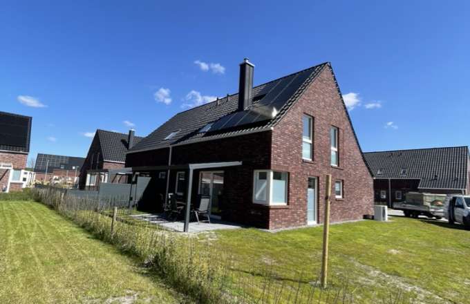 Einfamilienhaus mit PV-Anlage